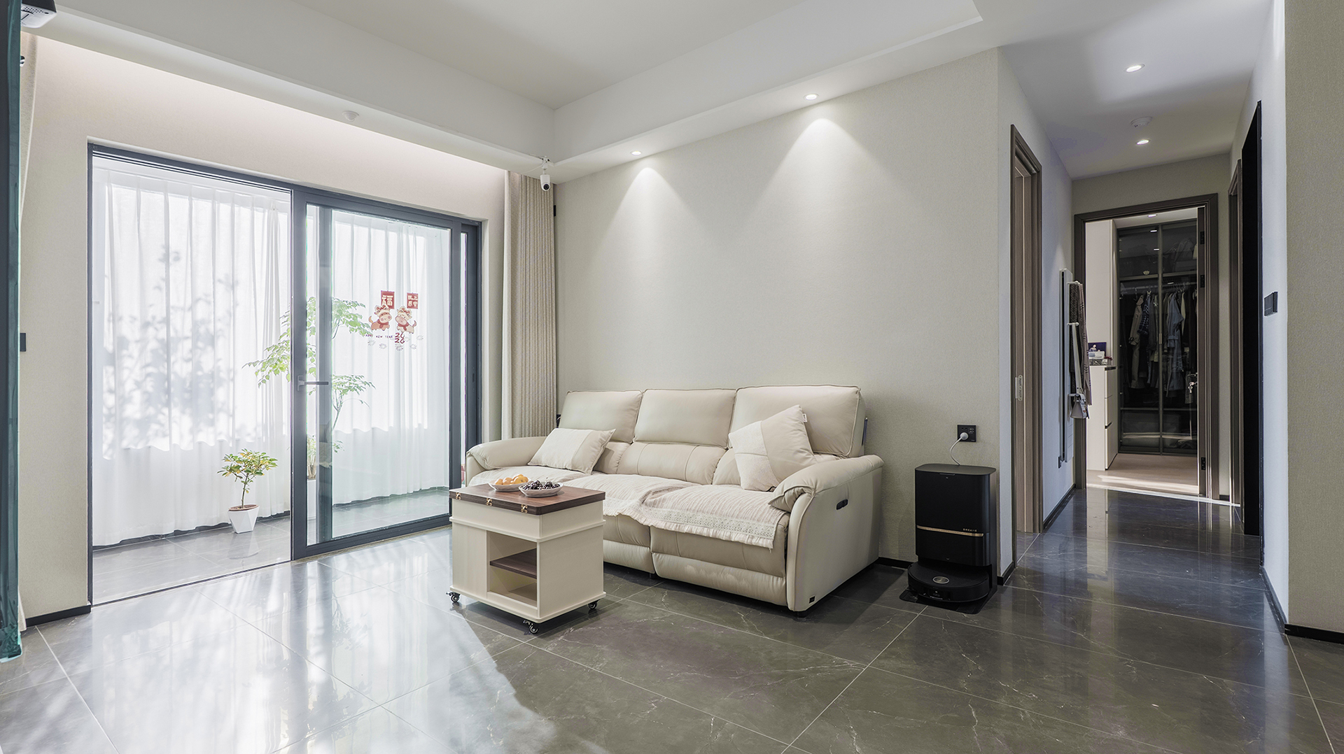 素色轻简筑家 通透质感包裹日常松弛感