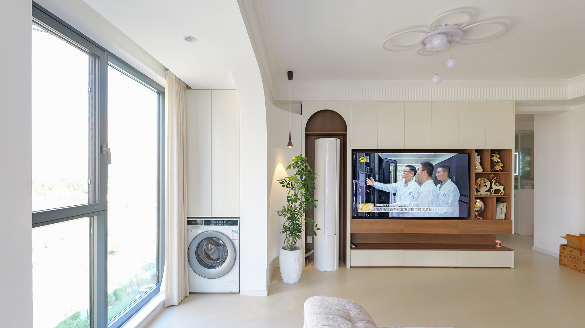 现代简约宅 圆弧线织就通透整洁舒居感